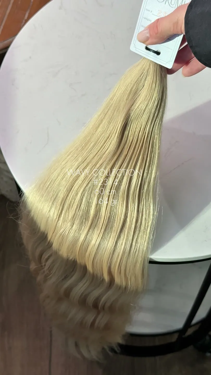 Echthaar-Bund aus der aktuellen ZORUMI-Kollektion, im Salon in Dubai gefilmt