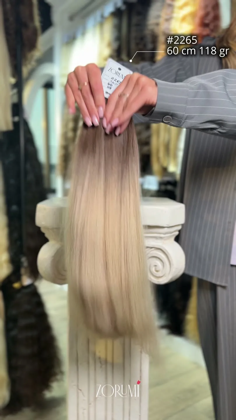 Natural hair package from the ZORUMI Dubai collection, clip 6 of 86