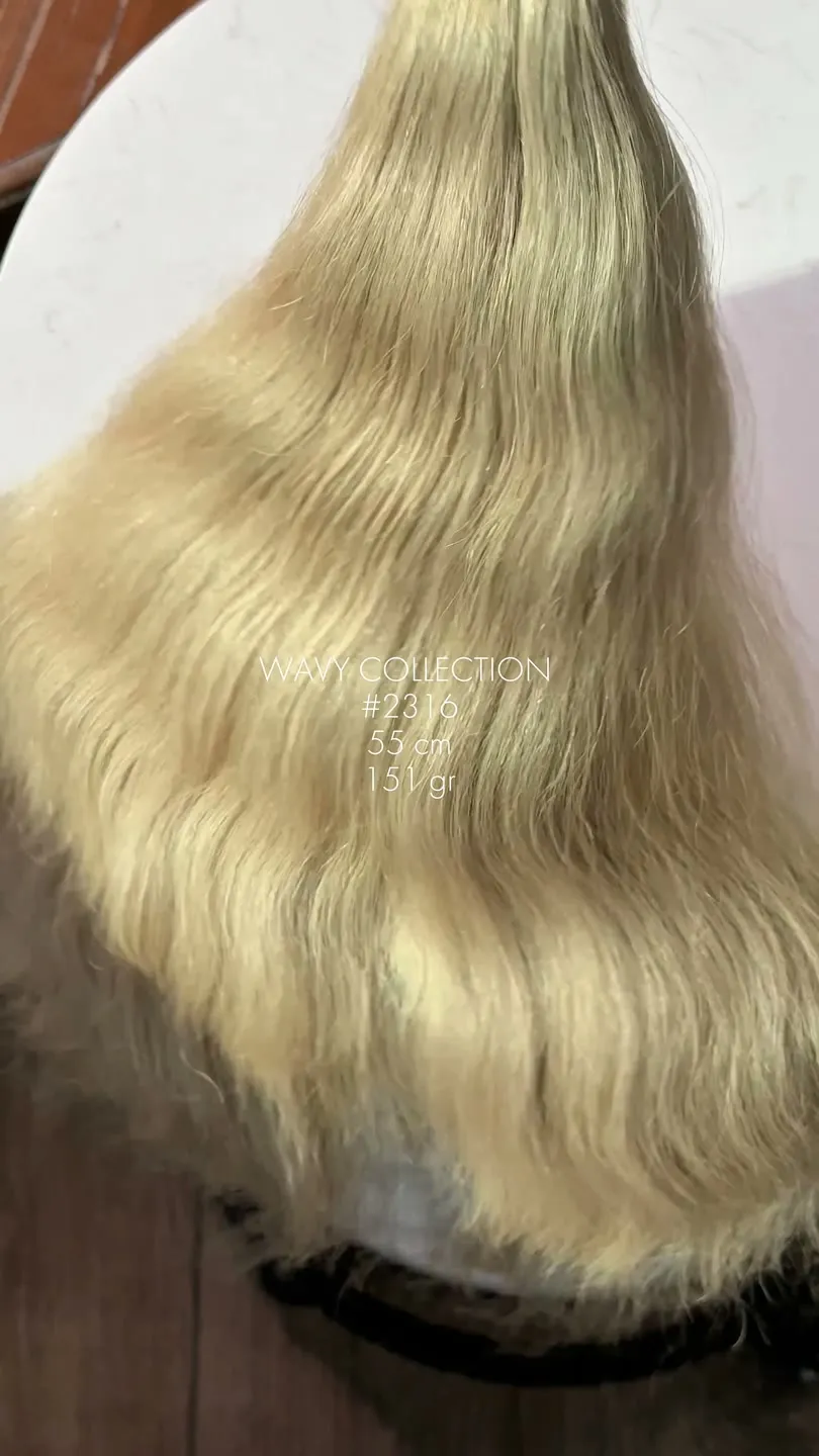 Natural hair package from the ZORUMI Dubai collection, clip 10 of 86