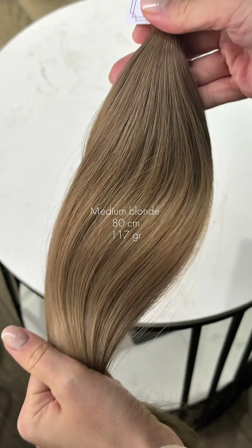 Natural hair package from the ZORUMI Dubai collection, clip 25 of 86