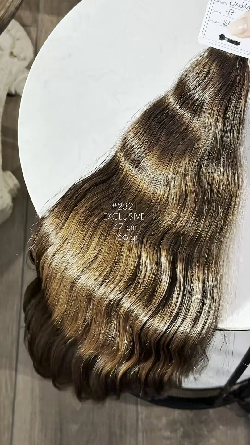 Natural hair package from the ZORUMI Dubai collection, clip 28 of 86