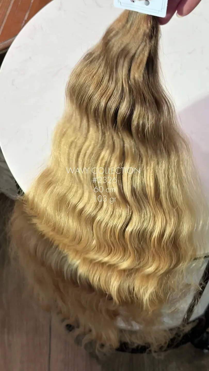 Echthaar-Bund aus der aktuellen ZORUMI-Kollektion, im Salon in Dubai gefilmt