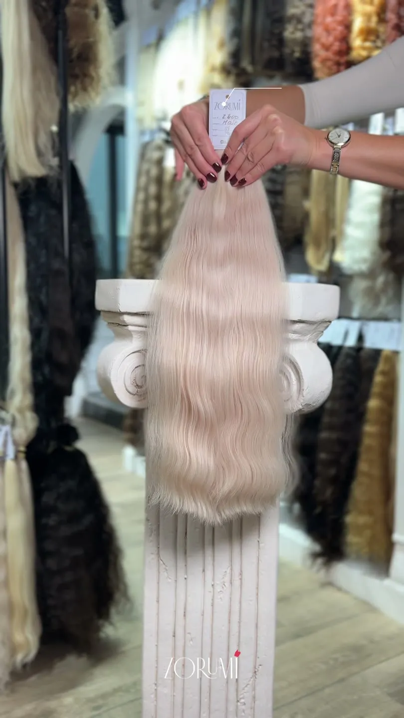 Natural hair package from the ZORUMI Dubai collection, clip 76 of 86