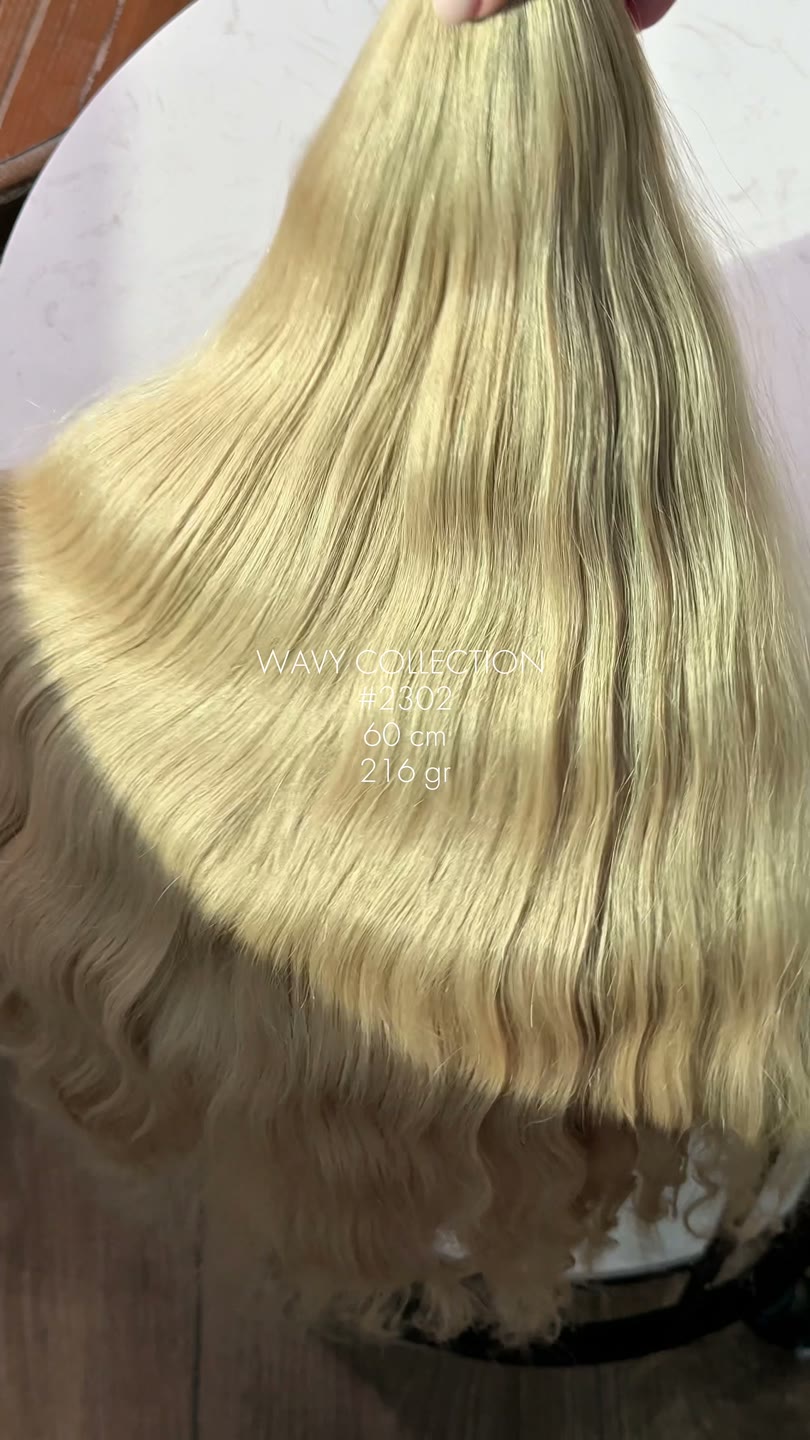 Natural hair package from the current ZORUMI collection, filmed in daylight. Length, weight and shade are confirmed in writing, not from the clip.
