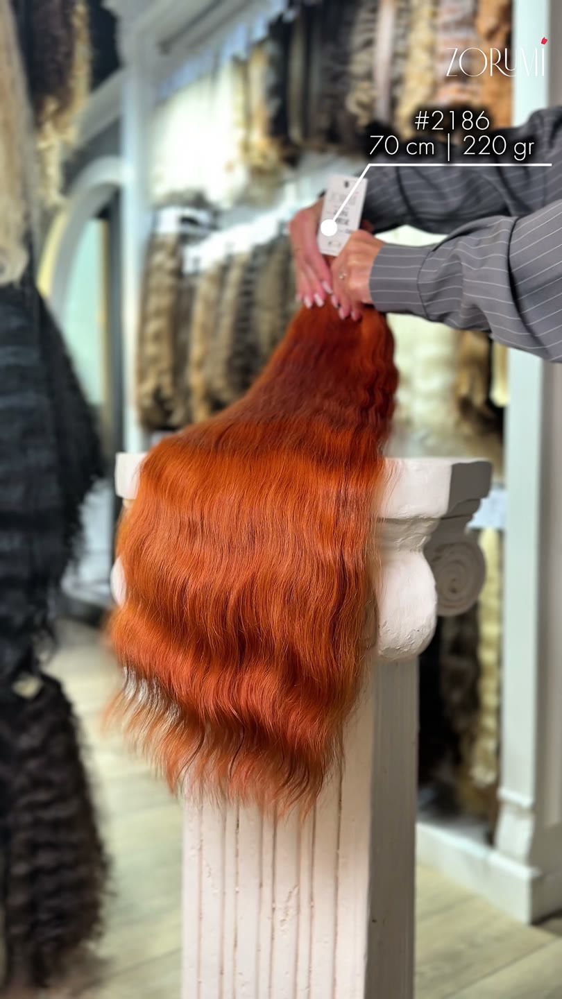 Natural hair package from the current ZORUMI collection, filmed in daylight. Length, weight and shade are confirmed in writing, not from the clip.