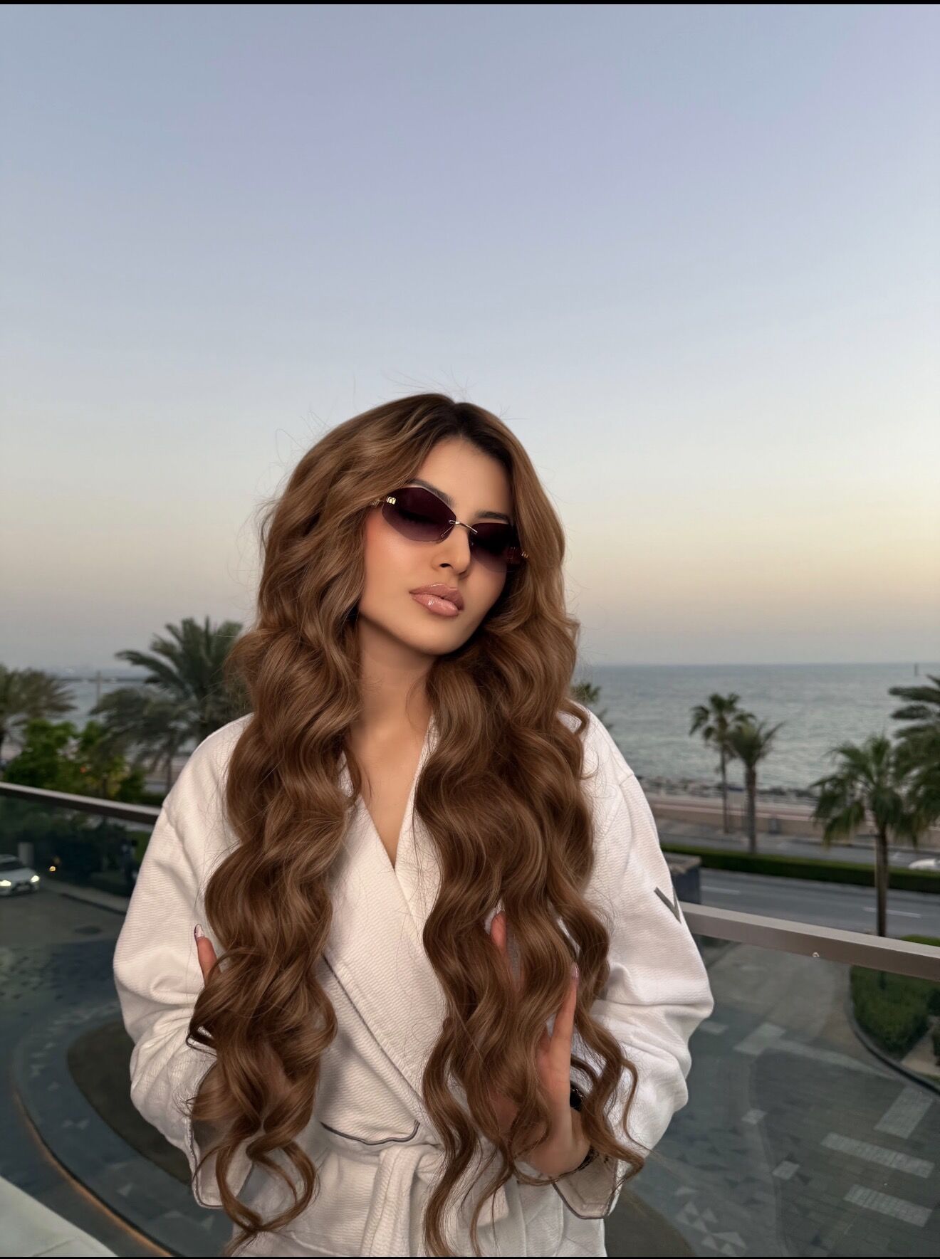 Right transformation image for featured ZORUMI woman @urvashirautela